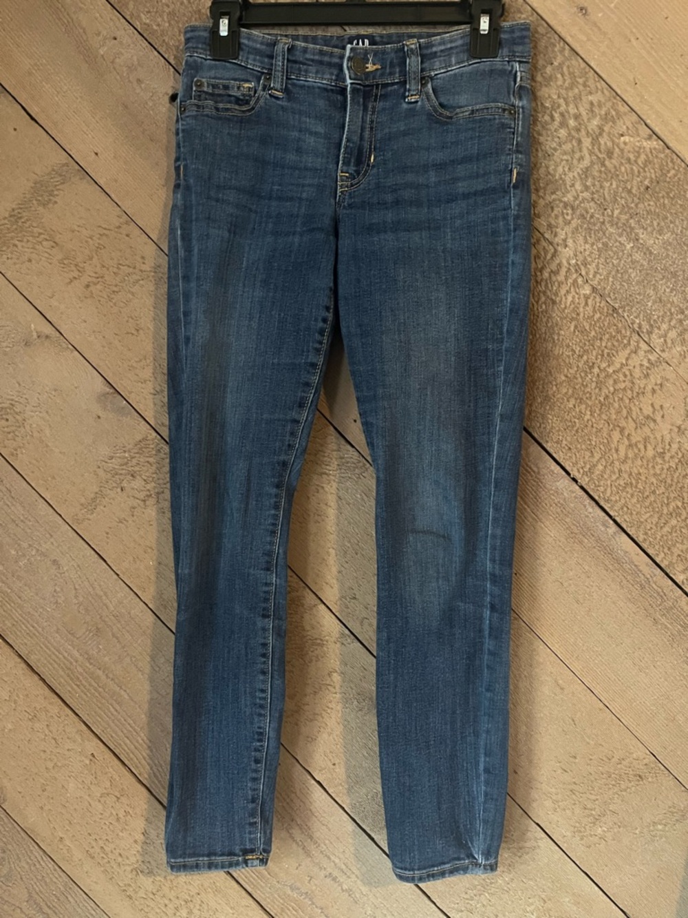 Classic Women's Dark Blue Skinny Jeans
